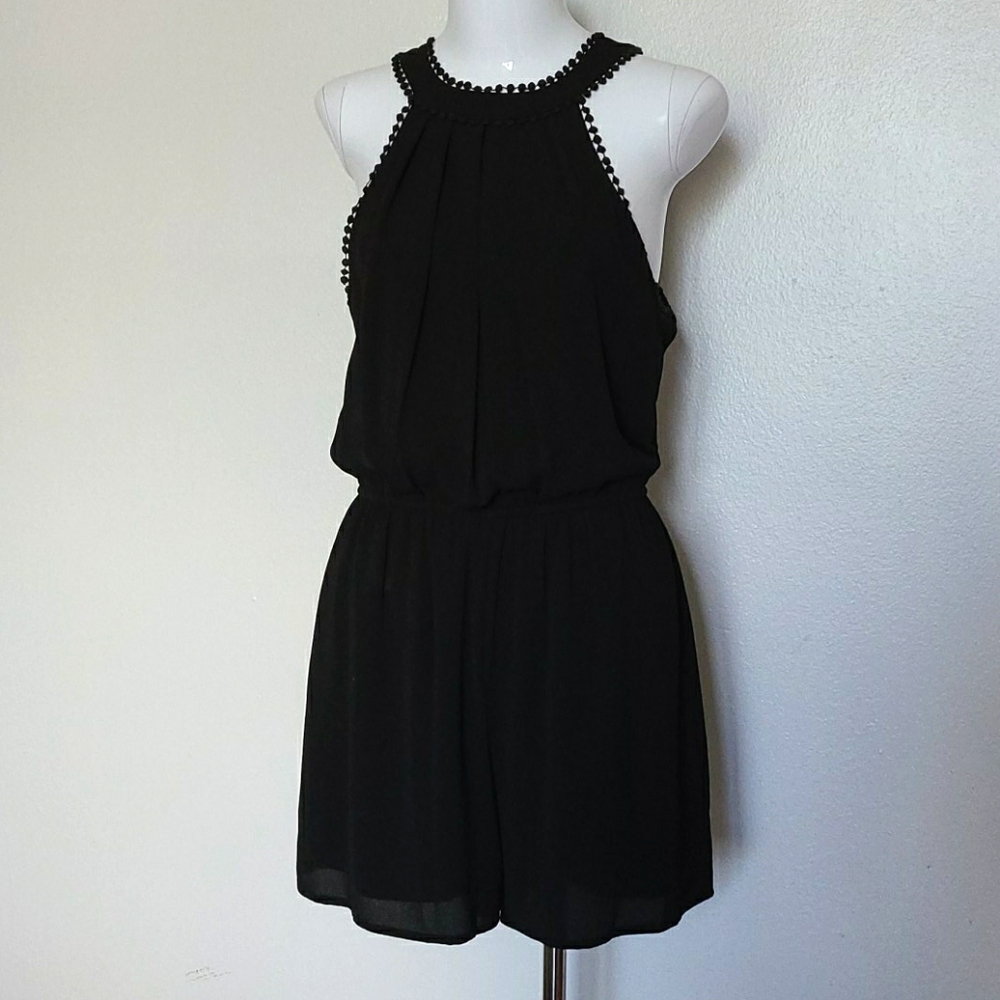 Pleated halter top romper short